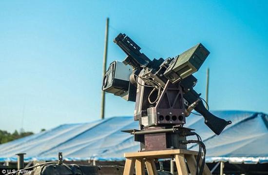 前瞻技術(shù)，自動駕駛悍馬,武裝機器人,美國陸軍測試