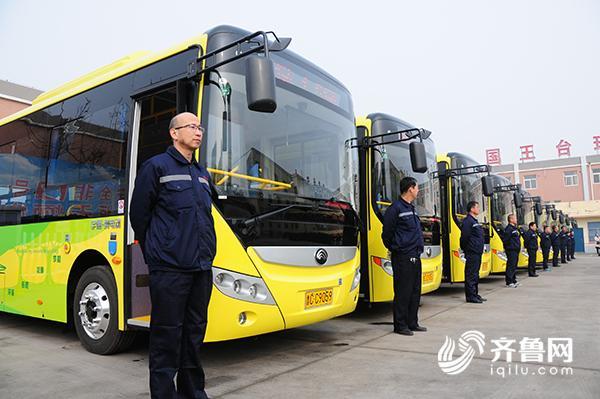 Введены в эксплуатацию 24 полностью электрических автобуса Гаоцина, а в марте пробная эксплуатация будет осуществляться бесплатно.