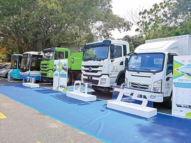 深圳出租車,全面電動化,燃油車