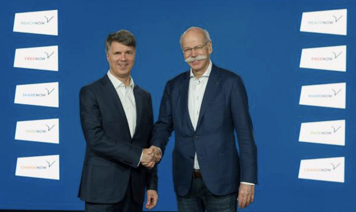 宝马集团首席执行官科鲁格（左）和戴姆勒董事会主席蔡澈（右）