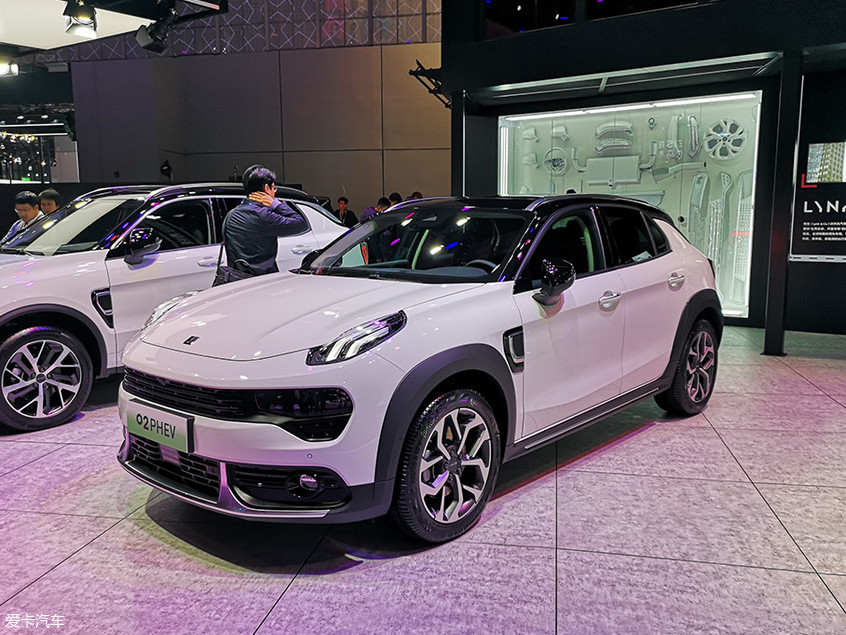 領(lǐng)克02 PHEV