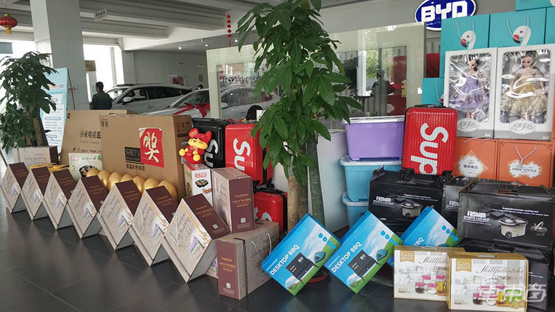北京電動車市真相調查：特斯拉蔚來賣瘋！吉利比亞迪割肉促銷