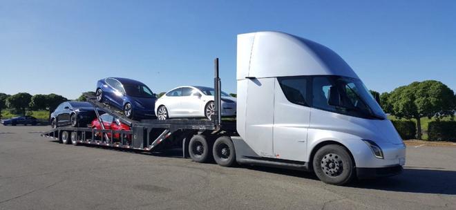特斯拉季度末遇物流問題 Semi原型車被用來運(yùn)輸交付新車