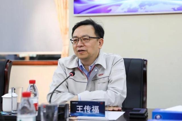 比亚迪董事长_比亚迪董事长卡通图片(2)