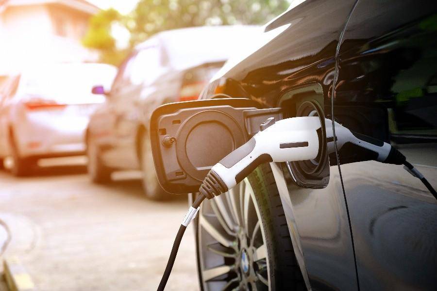 新能源汽車充電
