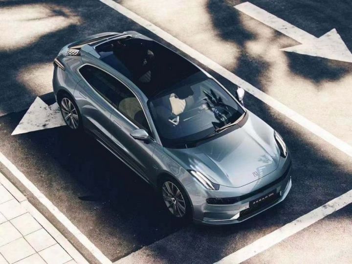延續(xù)概念車設(shè)計 極氪首款電動車有望3季度上市