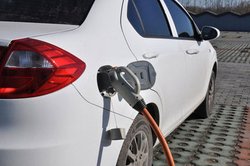福州到2020年建成充電樁6萬個(gè)，滿足7.5萬輛新能源汽車充電需求