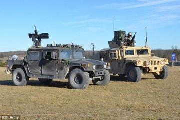 美国陆军测试自动驾驶悍马 朝武装机器人迈进