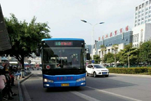 1.3亿大单！200辆金旅纯电公交扮靓福建龙岩