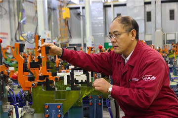 江汽重型商用車公司周福庚：取消新能源汽車補(bǔ)貼，倒逼車企轉(zhuǎn)型