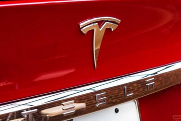 特斯拉宣布全球召回12.3万辆Model S，动力转向有问题