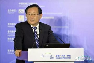 万钢：首批动力电池将退役 回收再利用市场迎机遇