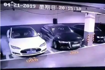 上海特斯拉突然自燃起火，官方回应：正在核实情况