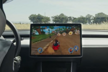 特斯拉发布车载《沙滩车竞速2》：用实车玩赛车游戏