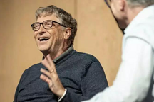 比尔·盖茨：AI的未来不只是自动驾驶汽车