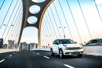 安全又省心？深度解读领克01 PHEV