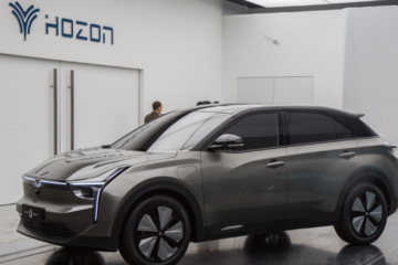 合众U将于今年年底上市 哪吒N01将推变形金刚版本