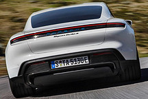 保时捷Taycan上市，压力最大的应该是特斯拉了！