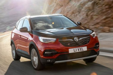 售价3.6万英镑，沃克斯豪尔首款插电混动车亮相法兰克福车展