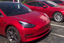 特斯拉V10版本软件更新开始，影院模式、卡拉OK都来了