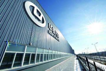 从家里有矿，到负债294亿，华泰在凛冬中倒下