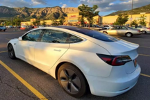 十一小长假前的电动汽车圈