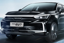 要空间也要性价比，3款国产纯电动中级轿车推荐