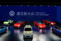 此时此刻，更需坚持纯电动为主的新能源汽车技术路线不动摇！