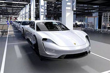 保时捷收购了电动汽车超级跑车公司Rimac的部分股权