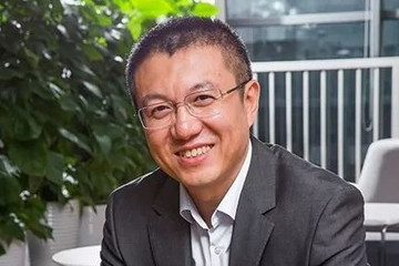 高德：你們造車，我“修路”