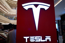 特斯拉Model X获纯电动车保值率第一：3年残值超50%