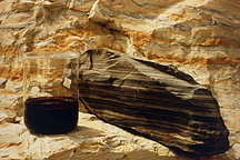 暴跌后迅速回暖，魔幻的“原油价格战”