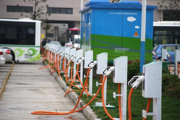 效仿中国？英国正在加大电动车扶持力度