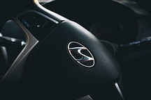 现代汽车郑义宣：“新王”即将就位