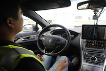 疫情导致资金链紧绷，全球车企纷纷弃卒保帅