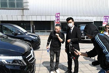 中汽协：4月中国汽车行业销量预计完成200万辆 同比增长0.9%