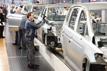 穆迪最新报告：预计全球销量缩水两成