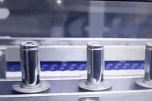 摆脱松下电池依赖，特斯拉将投下4枚重磅炸弹