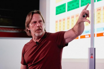 小康股份董事长再提“百万量级”销售目标 将在国内推移动商铺小型车