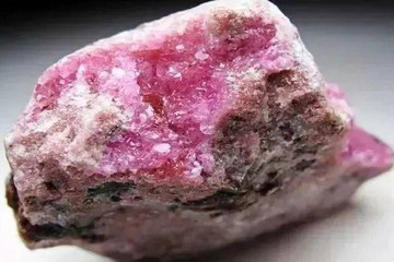 兴风作浪的钴奶奶