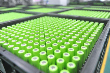 松下電池/LG化學(xué)/SKI已搶灘登陸 中資企業(yè)何時(shí)行動(dòng)？