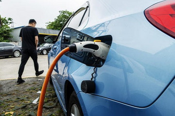 公安部：截至6月全国新能源汽车保有量达417万辆