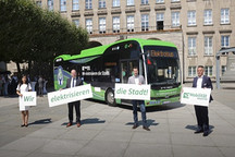 比亚迪新能源车交付德国市场 中国智造挺进全球汽车工业强国