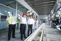 许家印的速度与激情：恒大造车迈向“铁王座”