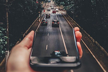 转正与亏损 造车新旧势力的起伏