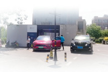 拼里程已落后，新能源车企拼生态的时候到了