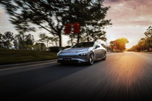 小鹏IPO：汽车行业智能化需要从基因上转变