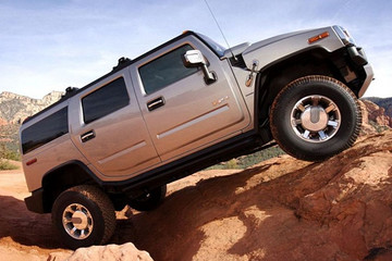 悍马闹大动静，电动皮卡最大马力超千匹，本月发布100美金可订