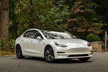 特斯拉完全自动驾驶测试版开始推送，马斯克强调会非常谨慎