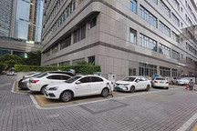 120KW充电桩卖出29800跳楼价，充电设备生意赚钱吗？